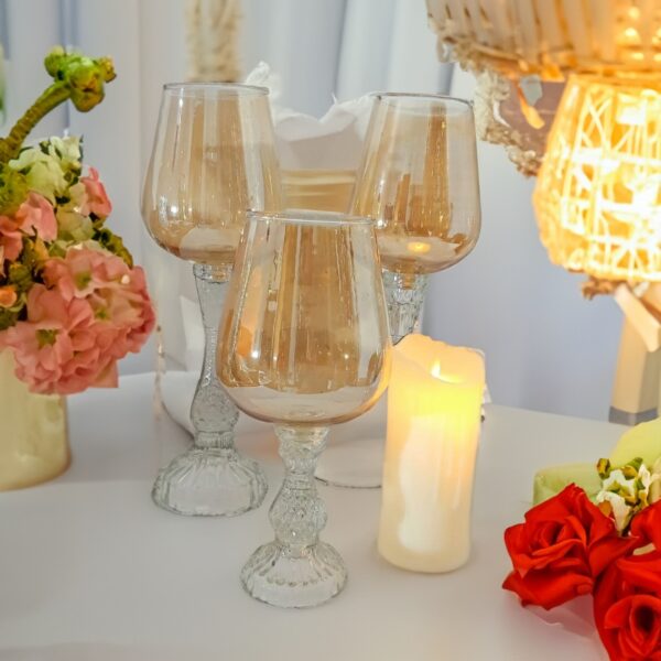 glass vase centerpiece