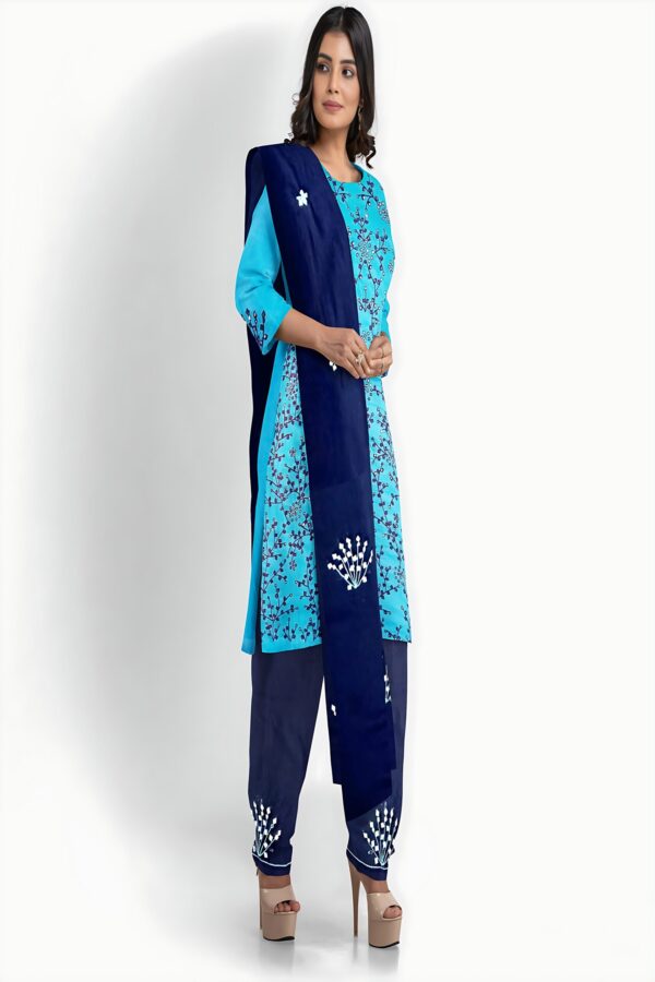 Ethereal Elegance: Applique Kurta and Dupatta Set Unveiled